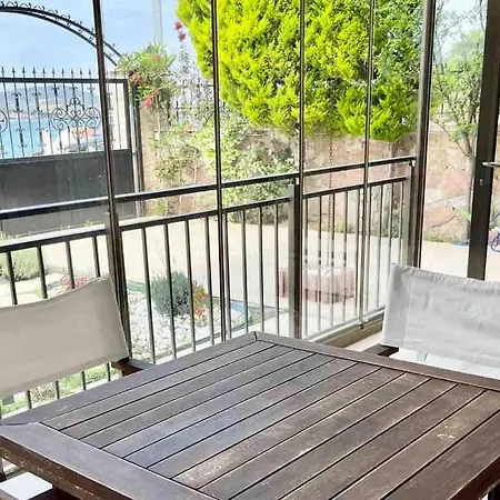 Ayvilla 1 Garden Floor With Garden Use, Sea View 아파트 *