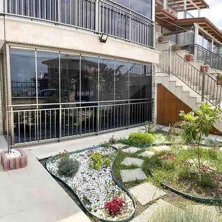 Apartment Ayvilla Garden Floor With Garden Use, Sea View Ayvalik
